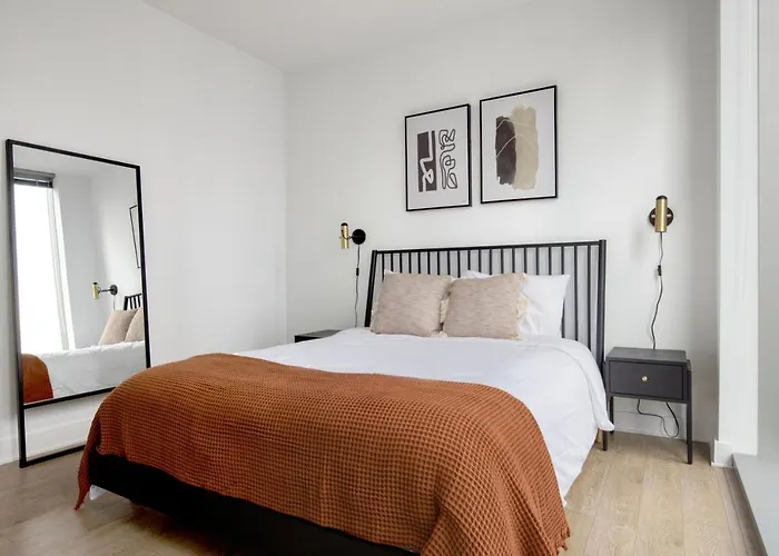 Loop 2br W Gym Playroom Pool Close To L Chi-960